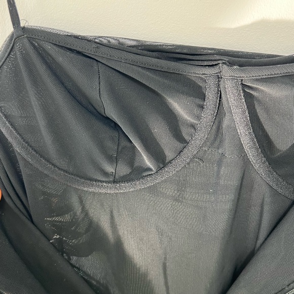 Babaton Romantic Mob Wife  Black dress size 6 - Picture 10 of 12